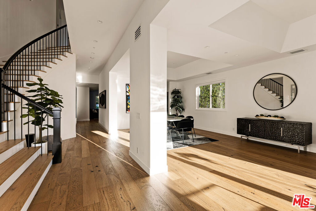 4658 Mary Ellen AvenueSherman Oaks img 20