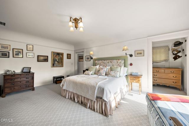 412 Oaklawn Avenue, South Pasadena CA: https://media.crmls.org/mediaz/76675e9b-37a9-4eeb-99e3-953b0d28e811.jpg