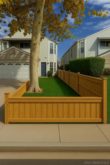 976 Sapphire Street, Pacific Beach (San Diego) CA: https://media.crmls.org/mediaz/76677bbf-2be5-48ec-b2f6-b06a95c065ae.jpg