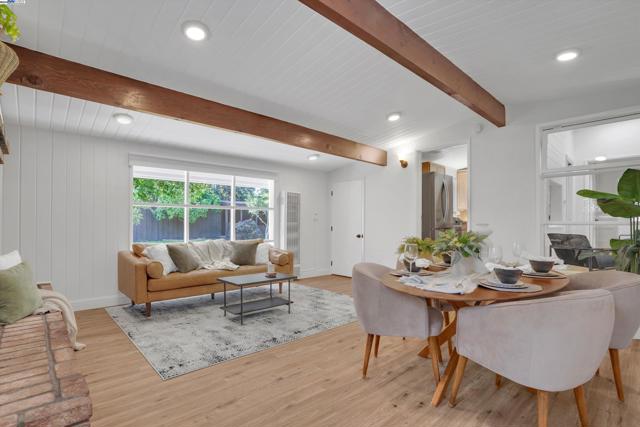 956 Tamarack Ave, San Jose CA: https://media.crmls.org/mediaz/76681d86-7db9-43e1-b78b-2820932d11cc.jpg