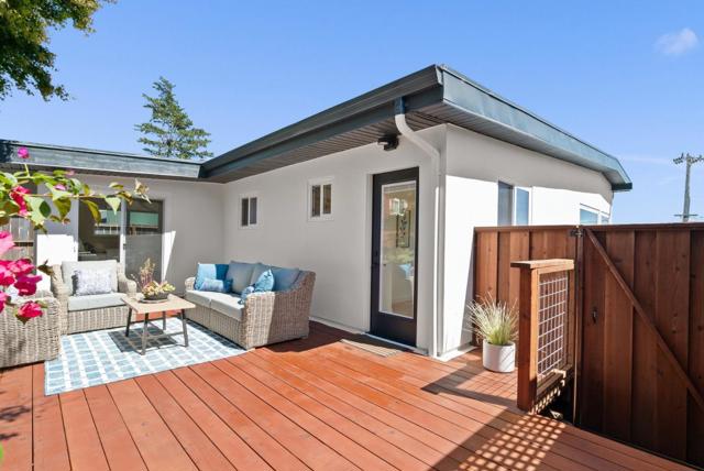105 Vista Mar Court, Aptos CA: https://media.crmls.org/mediaz/766820f8-e72b-4580-bab6-9c2007c869cf.jpg