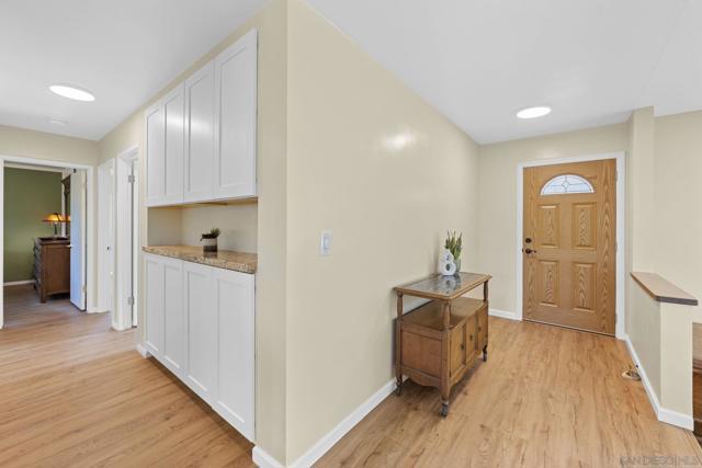 12220 Valhalla Drive, Lakeside CA: https://media.crmls.org/mediaz/7669d631-0c8d-4588-81bf-e71c75c774b2.jpg