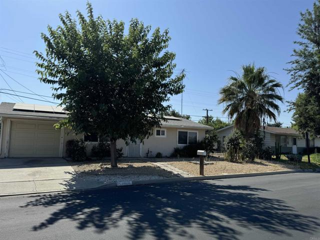 26030 New Chicago Ave, Hemet, CA 92544