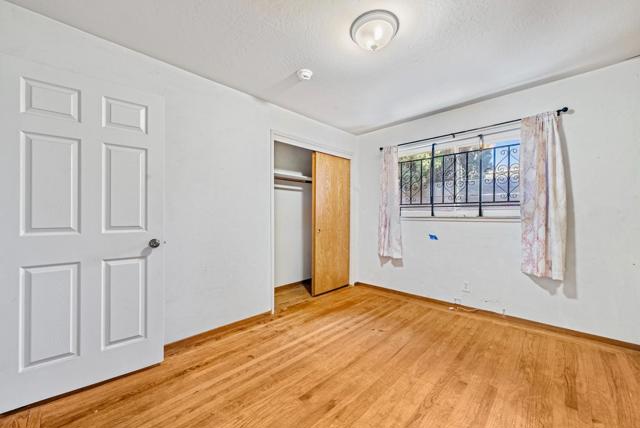 338 Copperfield Avenue, Hayward CA: https://media.crmls.org/mediaz/766b59ab-c6d9-4f2f-98ef-bf830603eb56.jpg