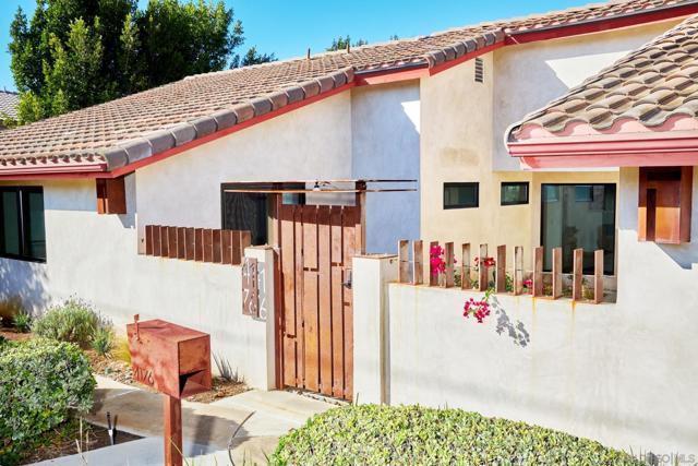 4176 E Arrieta Circle, La Mesa CA: https://media.crmls.org/mediaz/766bf629-2137-4322-b05c-146cf372ce96.jpg