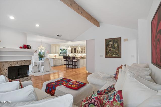 1454 S La Luna Avenue, Ojai CA: https://media.crmls.org/mediaz/766c025f-1a84-4836-b509-295fdb93b378.jpg