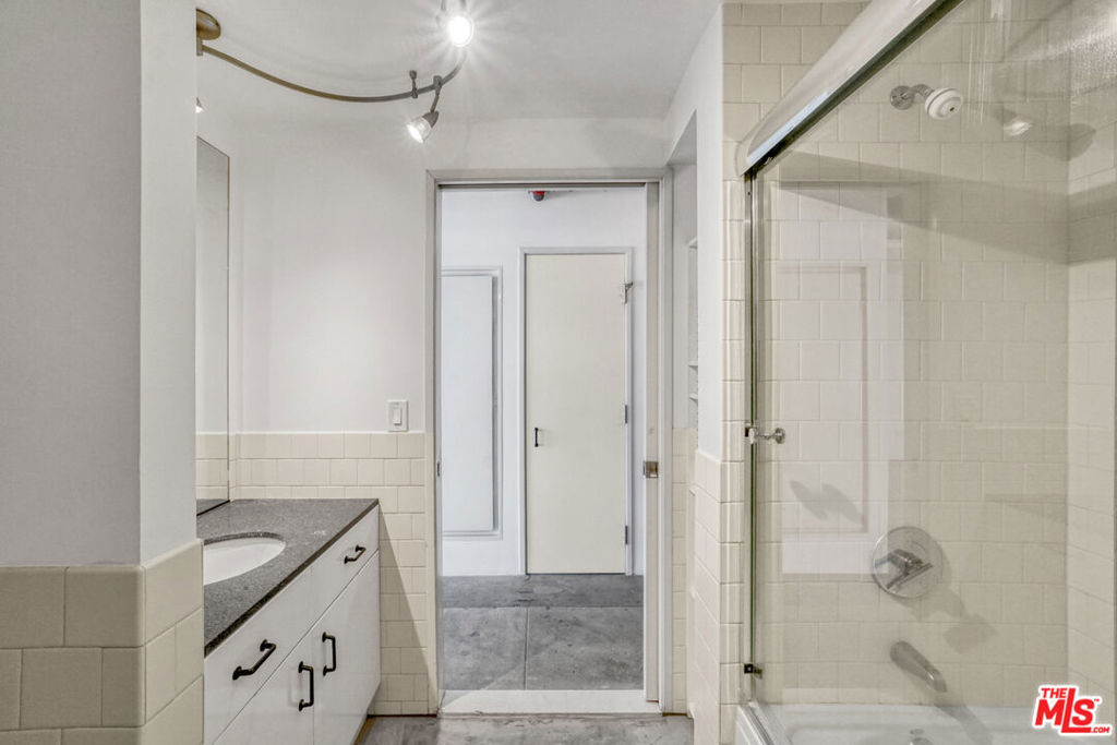 766C133F 88C2 4A04 9737 8Aae17B38Cab 746 S Los Angeles Street #310, Los Angeles, Ca 90014 &Lt;Span Style='BackgroundColor:transparent;Padding:0Px;'&Gt; &Lt;Small&Gt; &Lt;I&Gt; &Lt;/I&Gt; &Lt;/Small&Gt;&Lt;/Span&Gt;