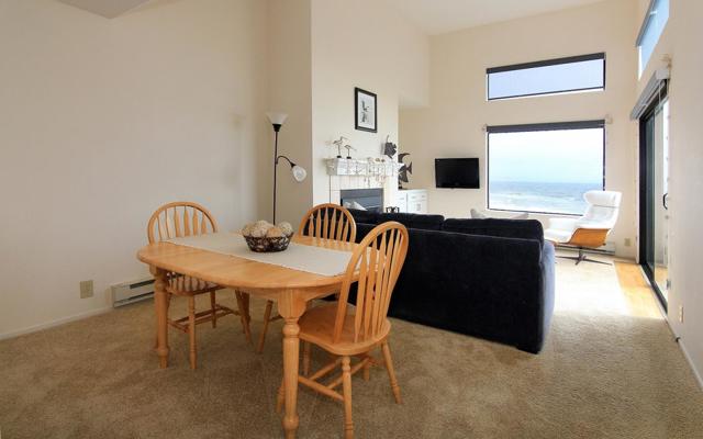 101 Shell Drive, Watsonville CA: https://media.crmls.org/mediaz/766eb772-2b1d-4168-ab48-faf08a829420.jpg