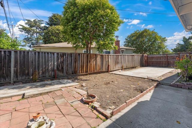 1991 Santa Inez Court, Santa Clara CA: https://media.crmls.org/mediaz/766f3264-e5df-4752-910a-71aff043fca3.jpg