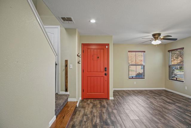 Detail Gallery Image 5 of 36 For 233 Mono Lake Ave, Merced,  CA 95341 - 3 Beds | 2/1 Baths