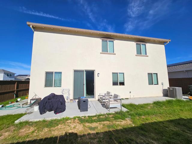 Image 27 of 32 For 4033 Haflinger Way