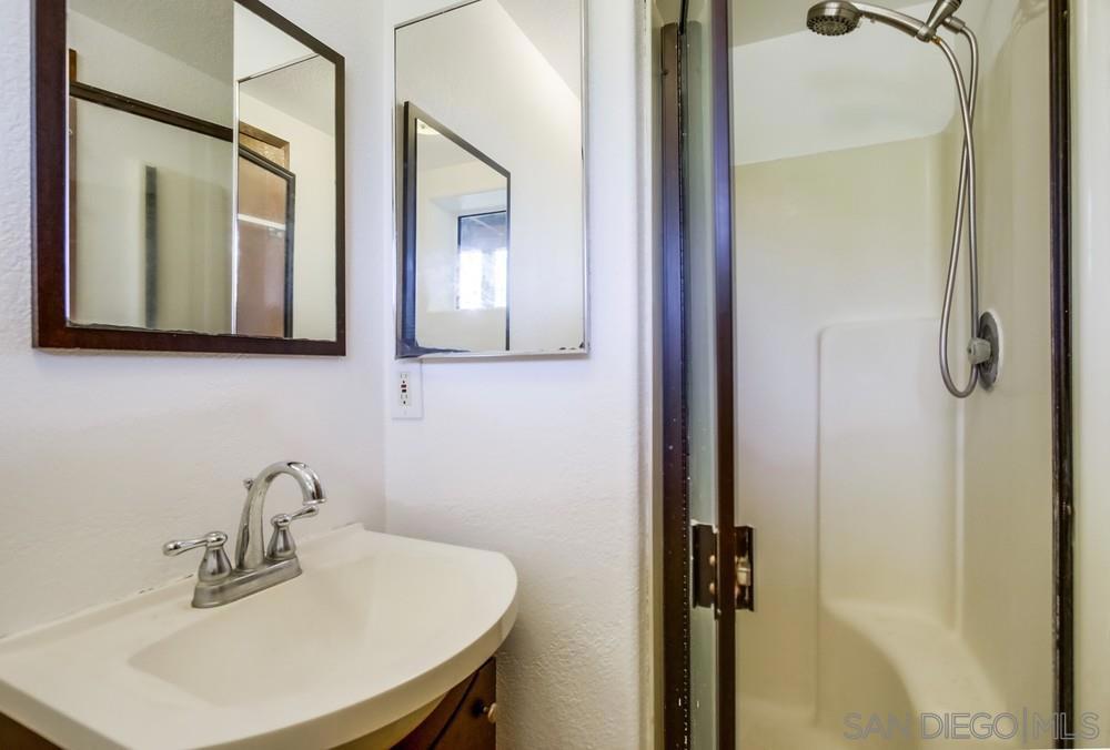 MLS #250035021SD image #30