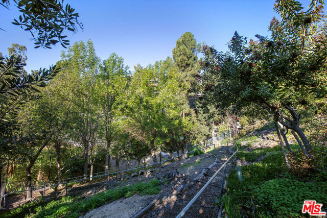 Drew Fenton | 765 N Tigertail Road Los Angeles CA | MLS: 7462713