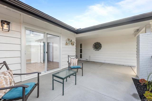 12195 San Tomas Pl, San Diego CA: https://media.crmls.org/mediaz/7671a437-e1bc-41c1-89d7-90b85852f3a0.jpg