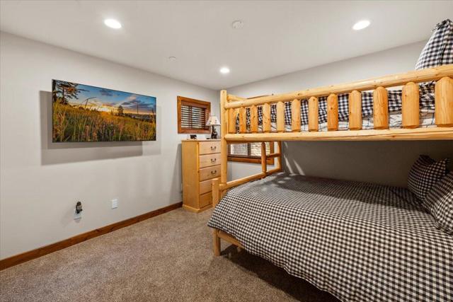 41562 Stone Bridge Road, Big Bear CA: https://media.crmls.org/mediaz/7672324b-7864-41cf-b050-829556994f3a.jpg