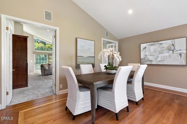 423 Lakeview Road, Pasadena CA: https://media.crmls.org/mediaz/7672820e-59d2-40a2-ad88-93f5a7c1e484.jpg