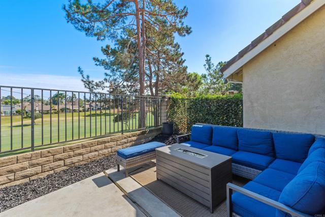 Detail Gallery Image 37 of 48 For 1922 Spyglass Cir, Vista,  CA 92081 - 4 Beds | 2/1 Baths