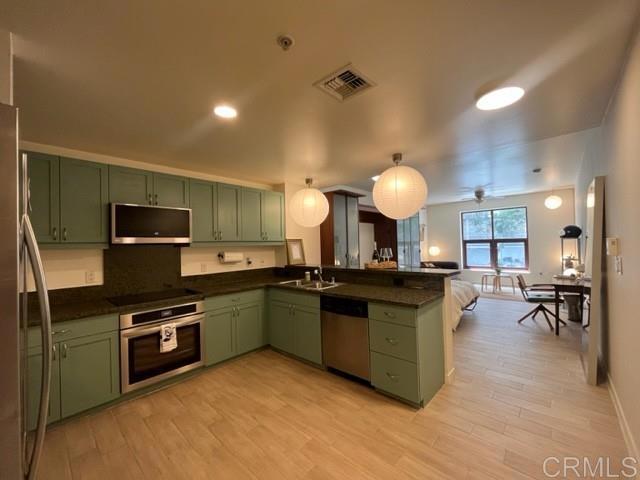 1150 J st, San Diego CA: https://media.crmls.org/mediaz/76758930-e6c8-443d-83c0-dbb17441f329.jpg