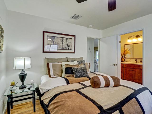 43425 Texas, Palm Desert, CA 92211