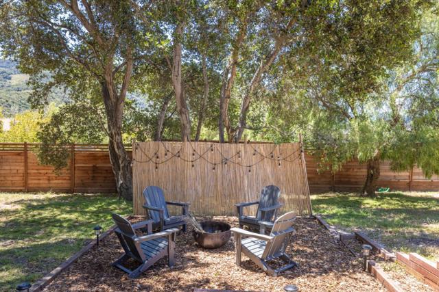 27465 Loma Del Rey, Carmel Valley CA: https://media.crmls.org/mediaz/7677b126-0473-4b88-acc0-375dd3b8a17b.jpg