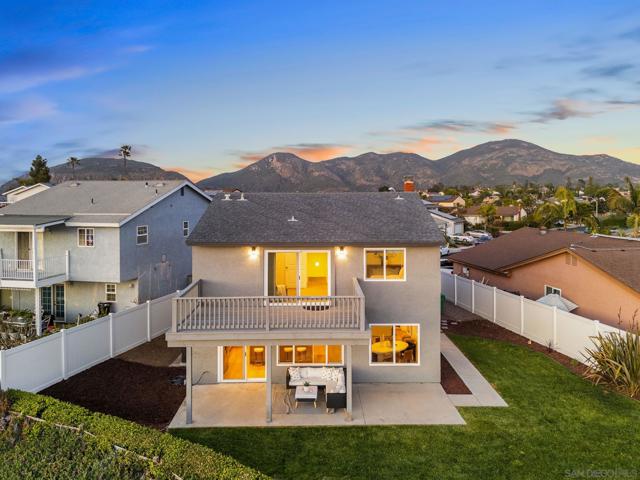 8396 High Winds, San Diego CA: https://media.crmls.org/mediaz/767906c8-c787-4691-8235-0041ab48dd7f.jpg