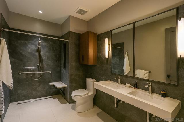 580 Sportsfisher Drive, Oceanside CA: https://media.crmls.org/mediaz/767ab63b-9909-4af2-9120-84a3815f5e3d.jpg