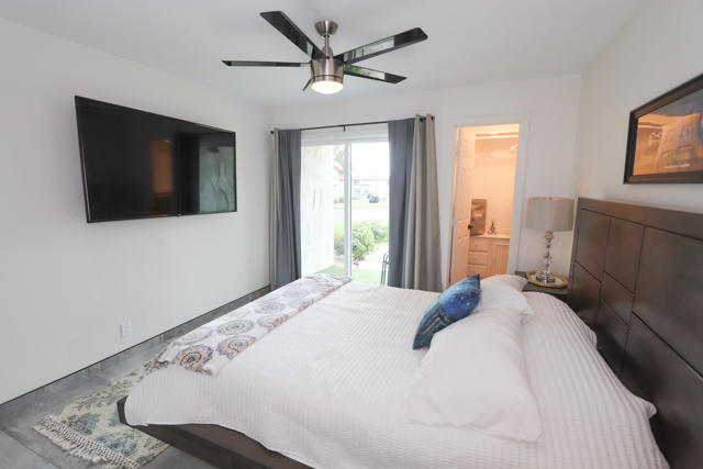 9639 Spyglass Avenue, Desert Hot Springs CA: https://media.crmls.org/mediaz/767b1c13-60fb-42c3-8f4d-a06994f297e6.jpg