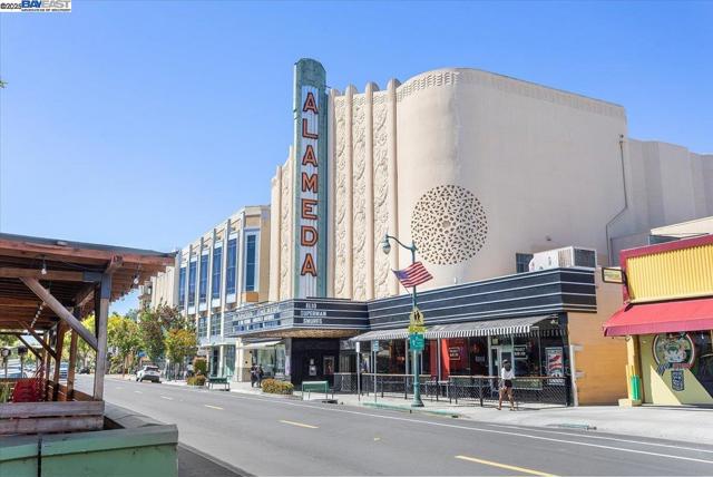 2255 Lincoln Ave., Alameda CA: https://media.crmls.org/mediaz/767bcda2-19bf-4a7b-8c82-2fde05cb098f.jpg