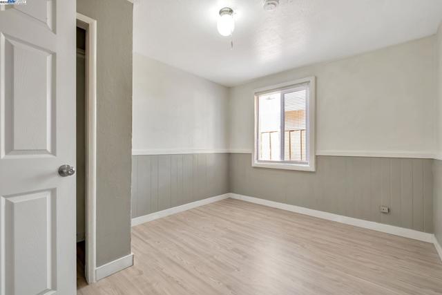 118 Sycamore St, Fremont CA: https://media.crmls.org/mediaz/767be354-68c4-41a5-8a3c-15f5cbd29eba.jpg