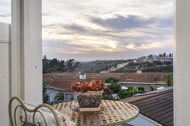 Front Image Thumbnail for CRNDP2510798