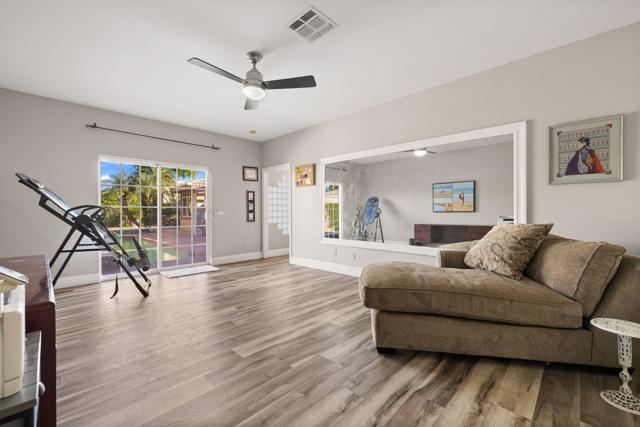 51425 Calle Quito, La Quinta CA: https://media.crmls.org/mediaz/767c0909-323d-42c2-a55e-28ed88d8ddb0.jpg