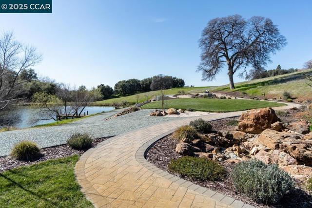 15000 Tyler Road, Fiddletown CA: https://media.crmls.org/mediaz/767c0e83-97d5-4a05-a953-fa9a40e5764a.jpg