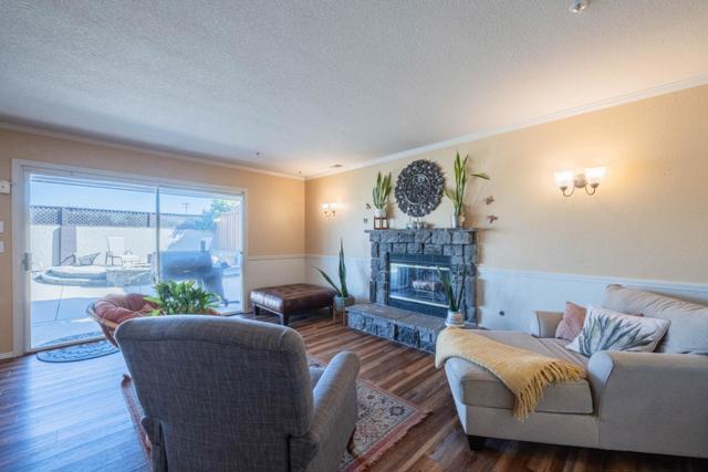 148 Greenbriar Way, Salinas CA: https://media.crmls.org/mediaz/767c34b0-e81f-423c-9aa7-e230d7225787.jpg