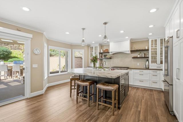 Detail Gallery Image 9 of 41 For 13184 Janetta Pl, San Diego,  CA 92130 - 4 Beds | 3 Baths