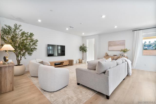 1987 Gila Glen, Escondido CA: https://media.crmls.org/mediaz/767c7799-311b-4a4b-98fb-5a7ba84cb7b9.jpg