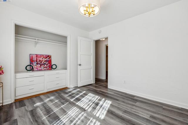 37107 Holly St, Fremont CA: https://media.crmls.org/mediaz/767cdd11-6b3d-4d09-ba05-df199589df2a.jpg