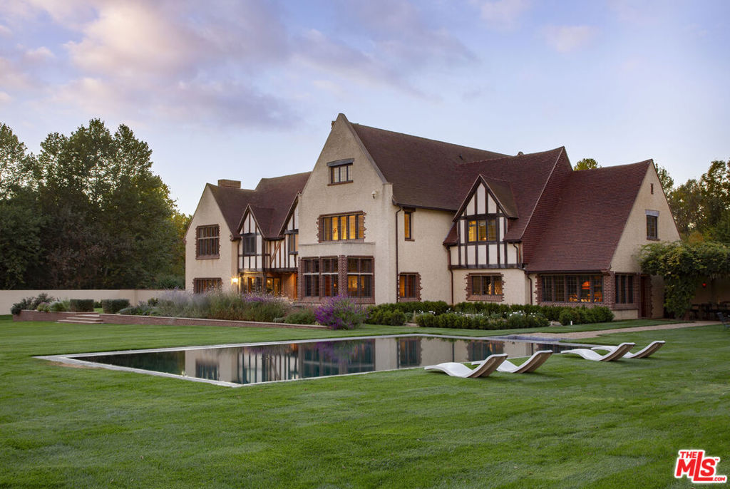 5200 Armour Ranch Road