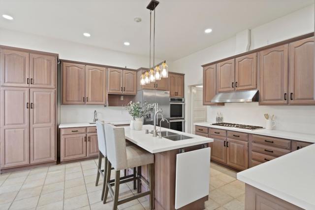 633 Morse Street, San Jose CA: https://media.crmls.org/mediaz/767f4e23-119b-4df0-ad0f-da29b59f5c38.jpg