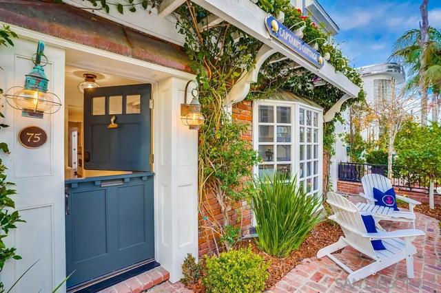 75 Corinthian Walk, Long Beach CA: https://media.crmls.org/mediaz/767f9cc3-d7a2-45ee-a584-2f77fa2c323a.jpg