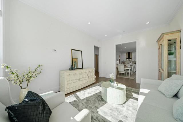 320 N Ellsworth Avenue, San Mateo CA: https://media.crmls.org/mediaz/767fe045-5d31-4112-8290-f2e2a85e9a30.jpg