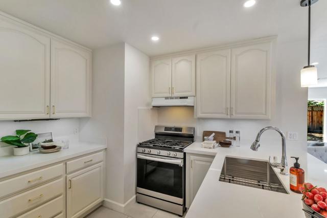 5748 Saint Paul Drive, Newark CA: https://media.crmls.org/mediaz/76801d1b-06db-4085-8ccf-b6ce0e4f35c7.jpg
