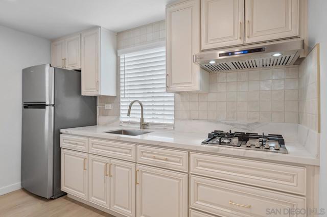 1195 Georgia A-C, Imperial Beach CA: https://media.crmls.org/mediaz/76802ca4-7a0f-4bf1-837e-a56d6be2abf2.jpg