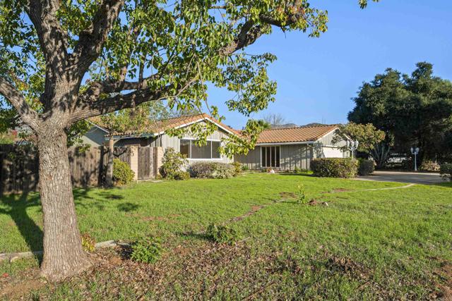 Detail Gallery Image 15 of 59 For 1940 Willowbrook Ct, El Cajon,  CA 92019 - 4 Beds | 2 Baths