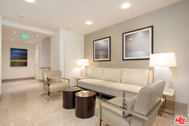 1440 Veteran Avenue, Los Angeles CA: https://media.crmls.org/mediaz/76807475-8b14-4fe1-9f94-c5f7b2267472.jpg