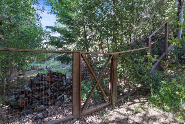267 Crows Nest Drive, Boulder Creek CA: https://media.crmls.org/mediaz/76817af6-bd81-43ed-99e6-3c19b1000b4c.jpg