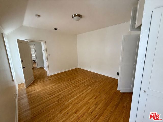 236 South Spalding Drive, 1/2 photo 35