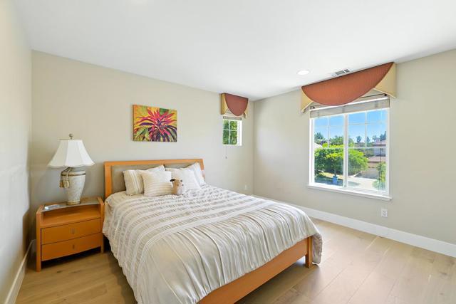 553 Lower Vintners Circle, Fremont CA: https://media.crmls.org/mediaz/7683627a-b5a0-4504-bebb-30efa33b2f2b.jpg