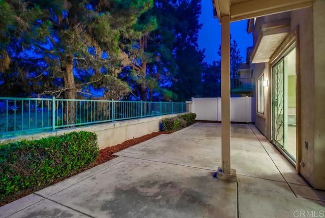 2300 Palomira Court, Chula Vista CA: https://media.crmls.org/mediaz/76841647-ac52-4bdb-ad72-4c3ceece5902.jpg