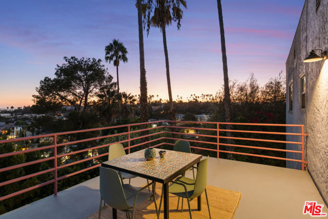1642 Elevado Street photo 40