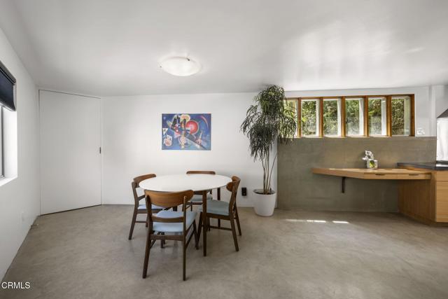 Detail Gallery Image 13 of 47 For 3551 Dixie Canyon Pl, Los Angeles,  CA 91423 - 4 Beds | 3/1 Baths